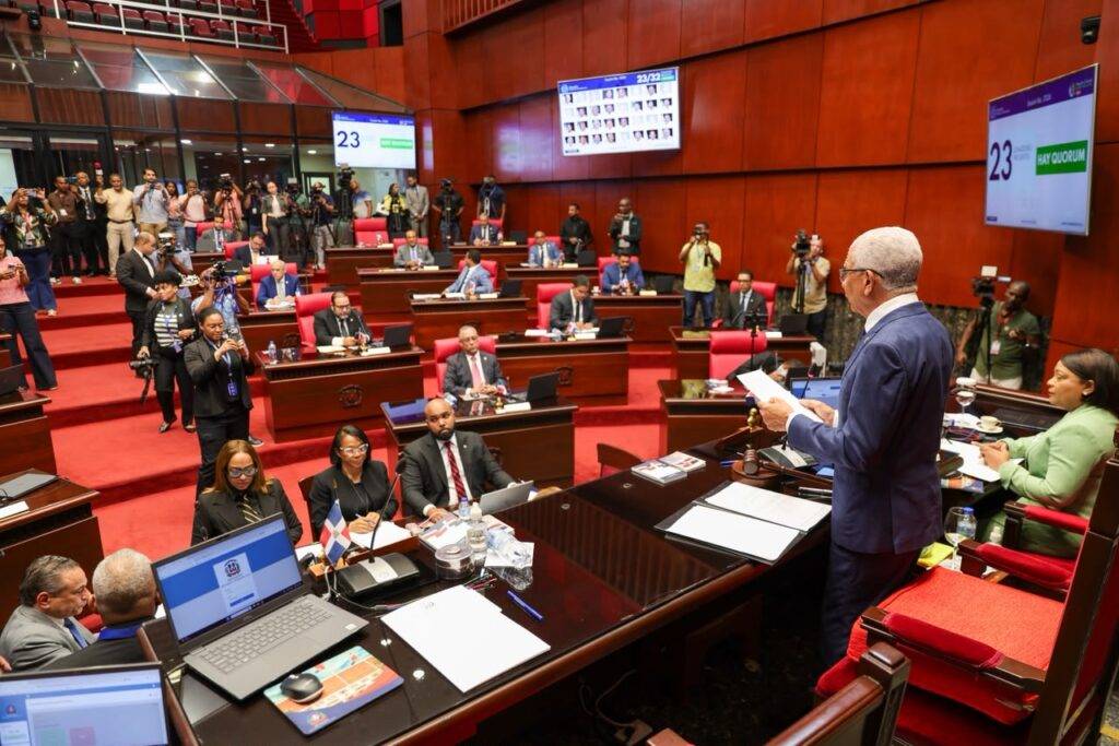 En sesión extraordinaria Senado aprueba en segunda lectura modificación a la Ley de la Policía Nacional, eldigital.com.do