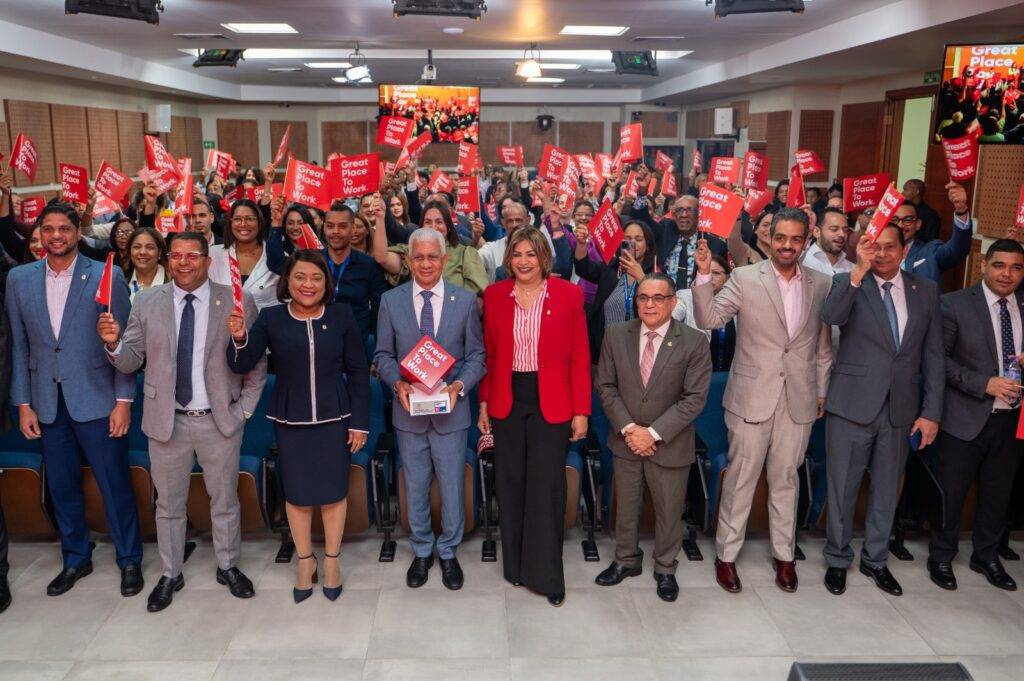 Senado de la República recibe certificación “Great Place To Work” que lo acredita como un gran lugar para trabajar, eldigital.com.do