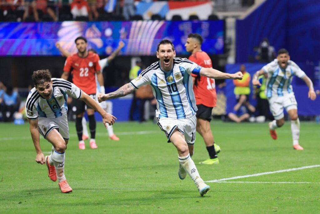 Argentina remontó un partidazo y le ganó 3-2 a Egipto para avanzar a cuartos, eldigital.com.do