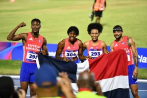 Detrás del oro de Christopher Melenciano hay una madre que aprendió lenguaje de señas para "correr con él", eldigital.com.do