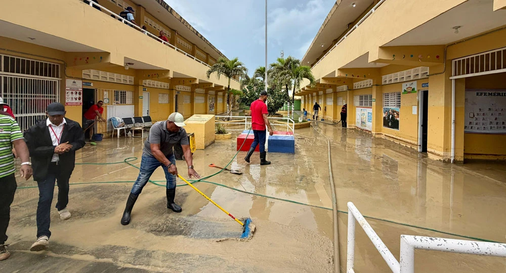 A una semana del inicio a clases, ADP asegura 57% de las escuelas presenta problemas A una semana del inicio a clases, ADP asegura 57% de las escuelas presenta problemas, eldigital.com.do