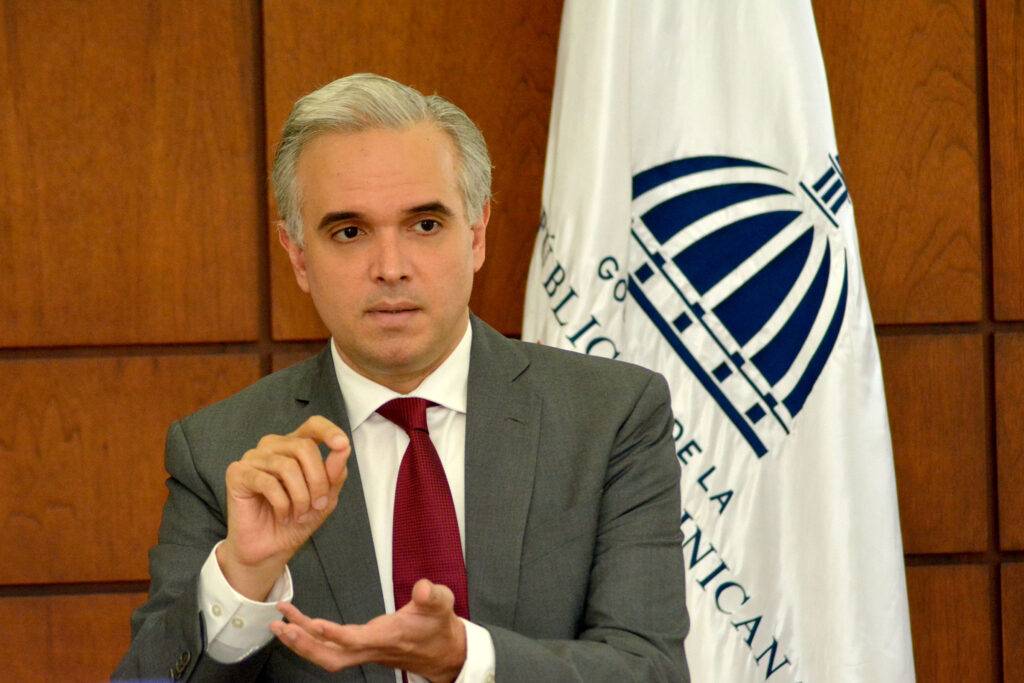Arrancó "LA Agenda Semanal"; Luis Miguel De Camps habla de preparativos para el inicio a clases, eldigital.com.do