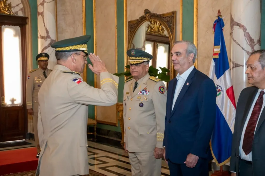 RD estrena nuevos jefes del Ejército, la Fuerza Aérea y la Policía, eldigital.com.do