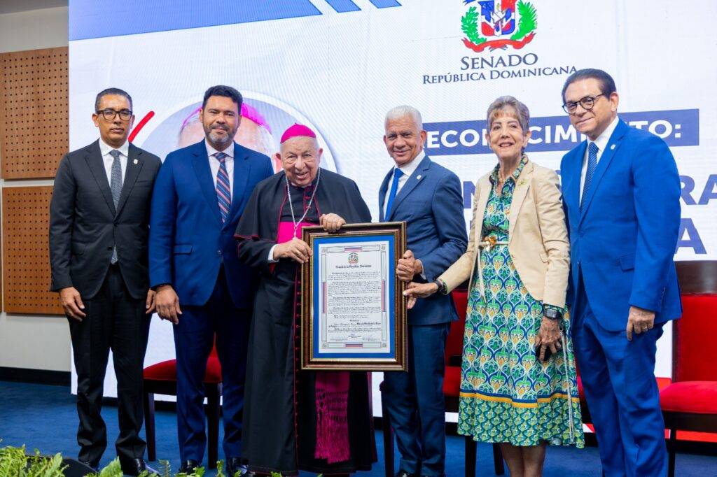 Monseñor De la Rosa y Carpio: «El Congreso Nacional es símbolo vivo de la democracia dominicana» Monseñor De la Rosa y Carpio: "El Congreso Nacional es símbolo vivo de la democracia dominicana", eldigital.com.do