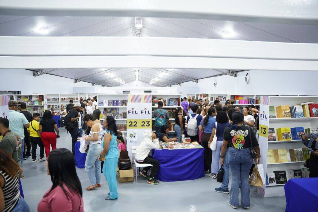 Gran asistencia marca el primer día de la Feria Internacional del Libro Santo Domingo 2026, eldigital.com.do