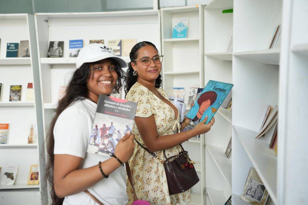 El ministro de Cultura entregará más 30 mil libros gratuitamente a los estudiantes asistentes a la FIL El ministro de Cultura entregará más 30 mil libros gratuitamente a los estudiantes asistentes a la FIL, eldigital.com.do