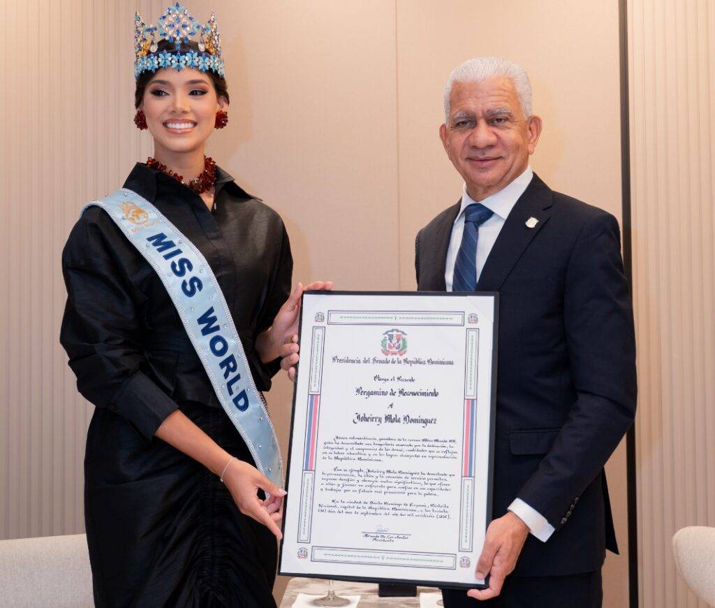 Senado reconoce a Miss Mundo 2026 Joheirry Mola, eldigital.com.do