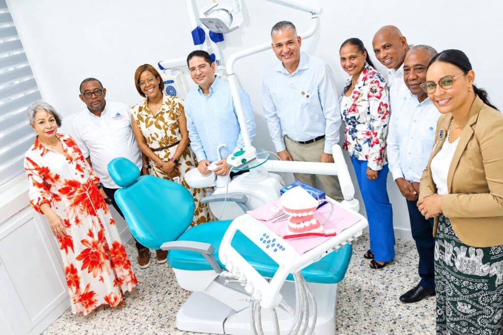 INABIE inaugura dos módulos odontológicos en Monte Plata y Baní, en beneficio de más de 3,200 estudiantes INABIE inaugura dos módulos odontológicos en Monte Plata y Baní, en beneficio de más de 3,200 estudiantes, eldigital-.com.do