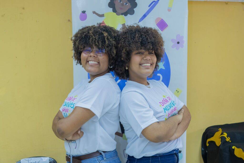 Las niñas dominicanas estudian más, pero persisten desafíos, eldigital.com.do