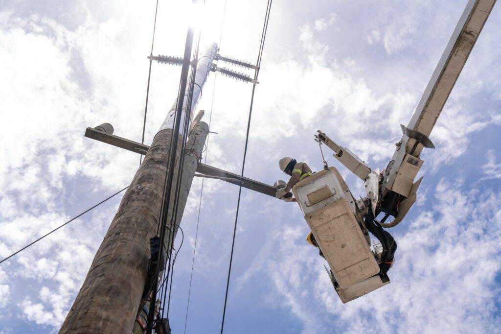 ETED continúa con trabajos preventivos en líneas de transmisión de 69 kV esta semana ETED continúa con trabajos preventivos en líneas de transmisión de 69 kV esta semana, eldigital.com.do