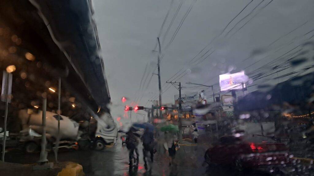 Santo Domingo se inunda este martes bajo las lluvias anunciadas lluvia, eldigital.com.do