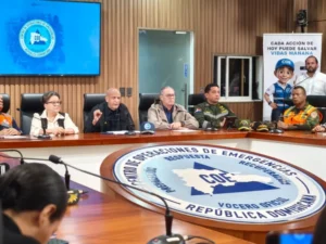Santo Domingo se inunda este martes bajo la tormenta anunciada, eldigital.com.do