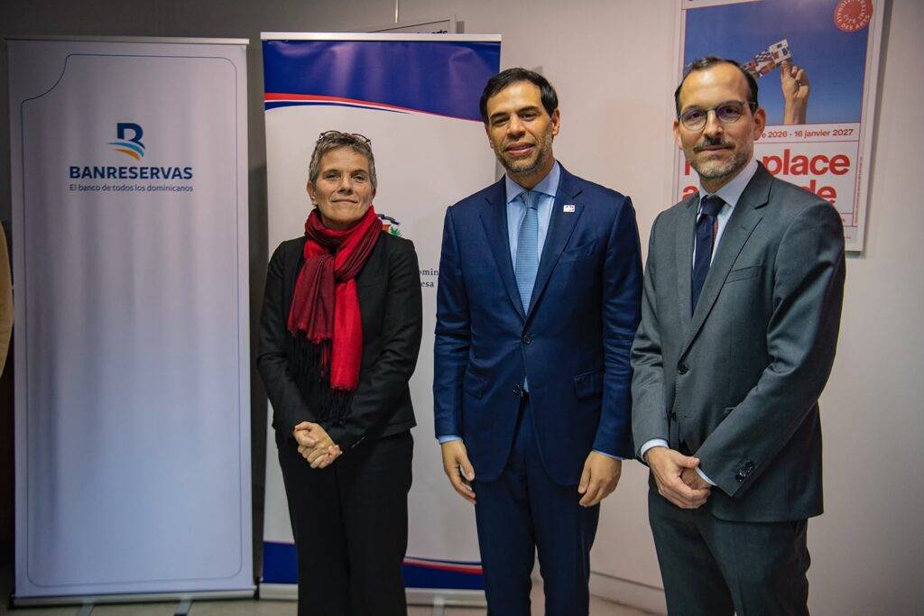 Banreservas otorga becas de residencia artística en París a dos creadores dominicanos Banreservas otorga becas de residencia artística en París a dos creadores dominicanos, eldigital.com.do